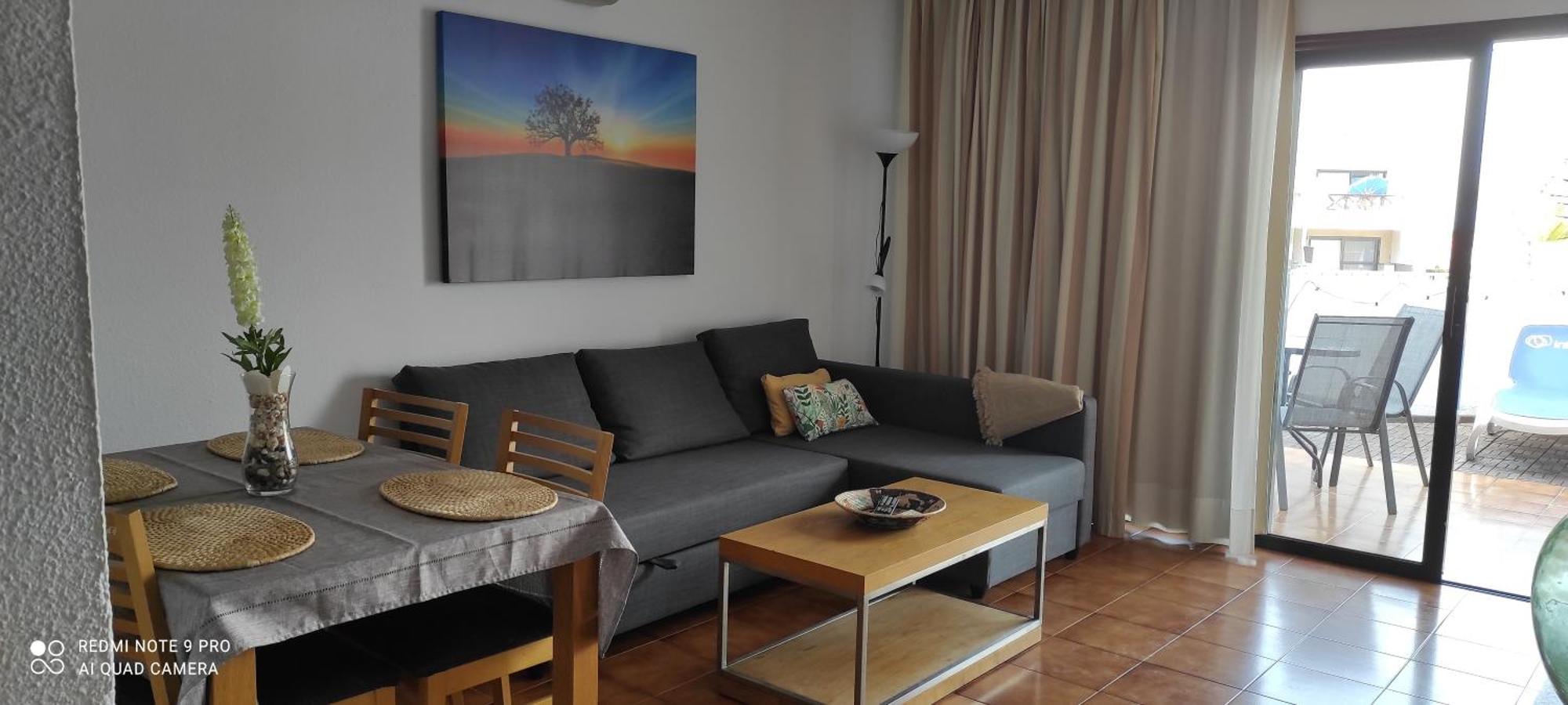 Apartamento With Pool And Gardens Near The Coast *